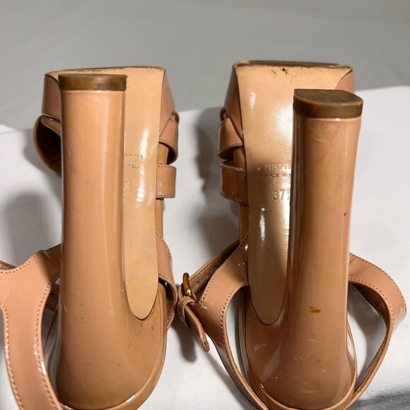 Miu Miu Vernice Block Heel Platform Sandals Size 37 1/2 Tan Nude - Picture 11 of 15